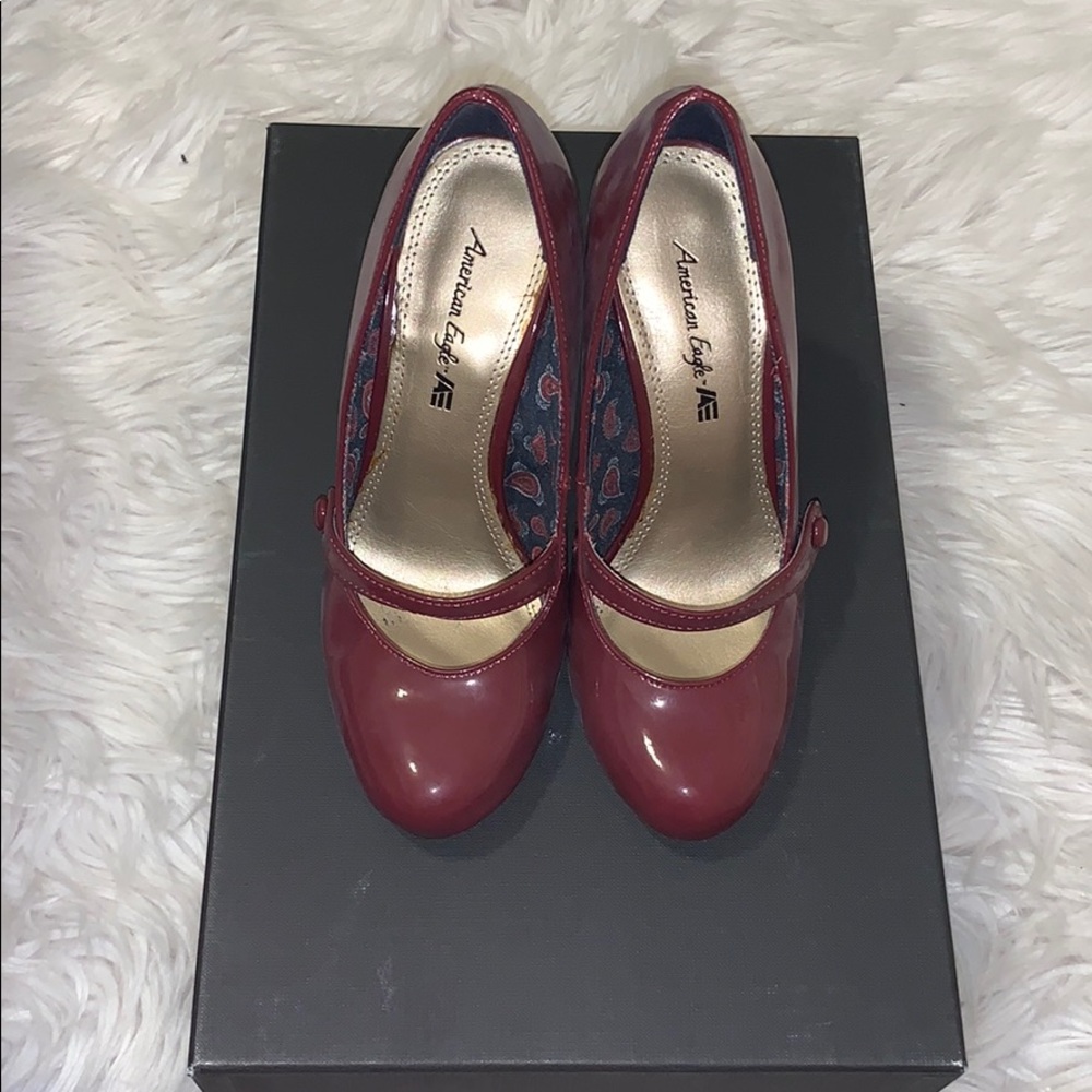 Size 5 (US) American Eagle Heels